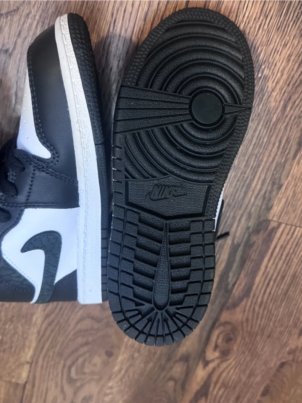 Nike Air Jordan 1 Low Kids' Black/White Sneakers